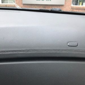 Meet your Posher, Robbie